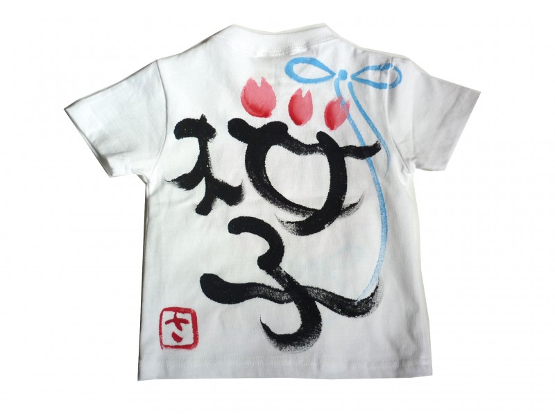 桜ブーケの手描きTシャツ
