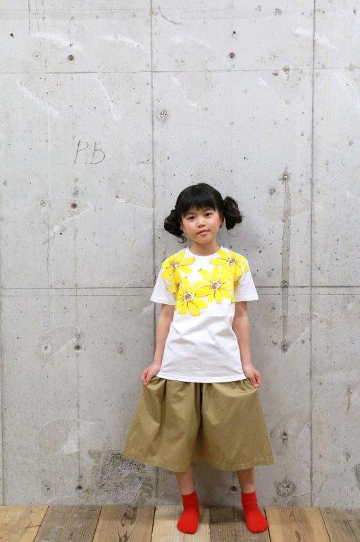 花かざりの手描きTシャツ(紺色・カーキ色不可柄)